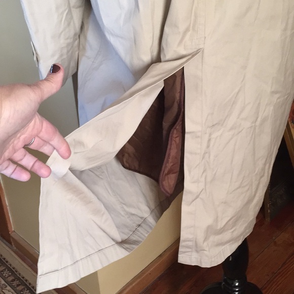 LONDON FOG Size 44 Regular CLASSIC TRENCH Removable Thinsulate Liner Timeless - Picture 7 of 8